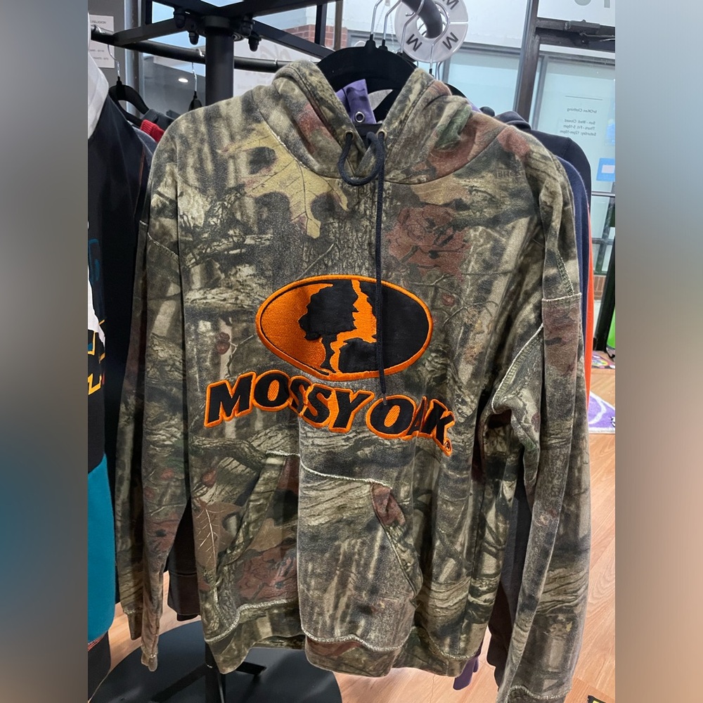 Vintage Mossy Oak Camo Medium Hoodie